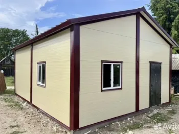 Быстровозводимый гараж из сендвич-панелей
